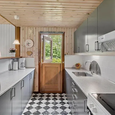 M328-idestrup-hvidtjornvaenget-23 * Boto By